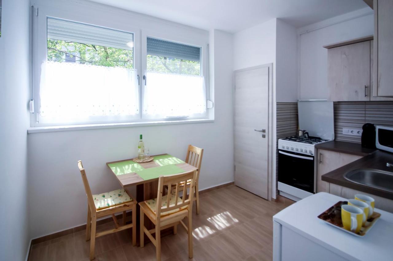 Apartament Helios Apartman Segedyn Zewnętrze zdjęcie